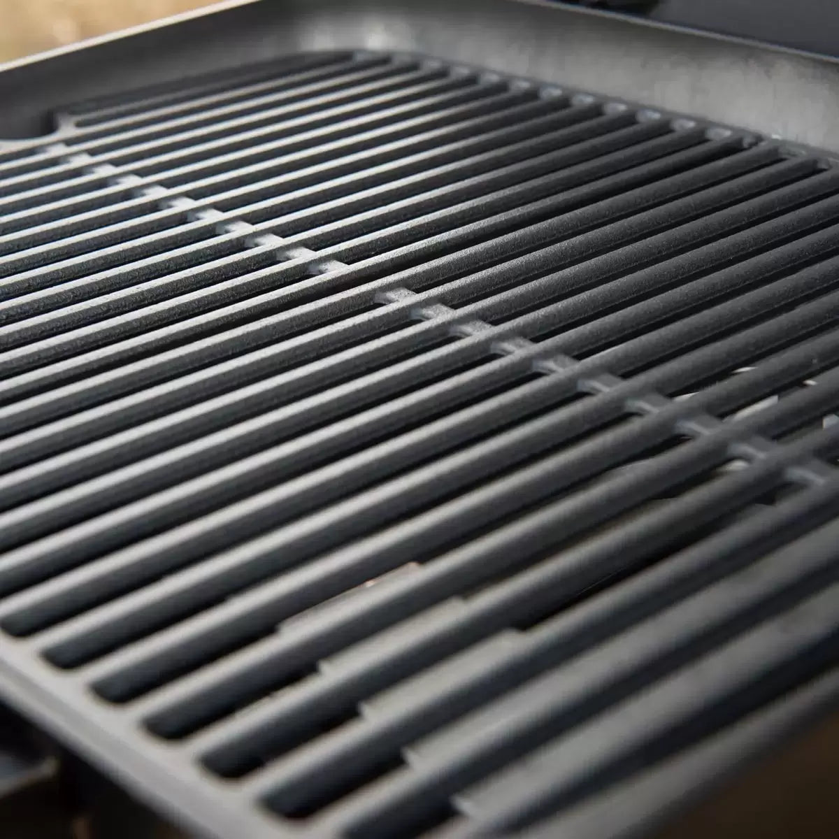 Nexgrill 2 Burner Aluminium Table Top Gas Barbecue